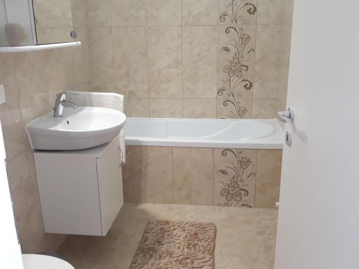Apartament Avangarden Ema Verde Braşov Exterior foto